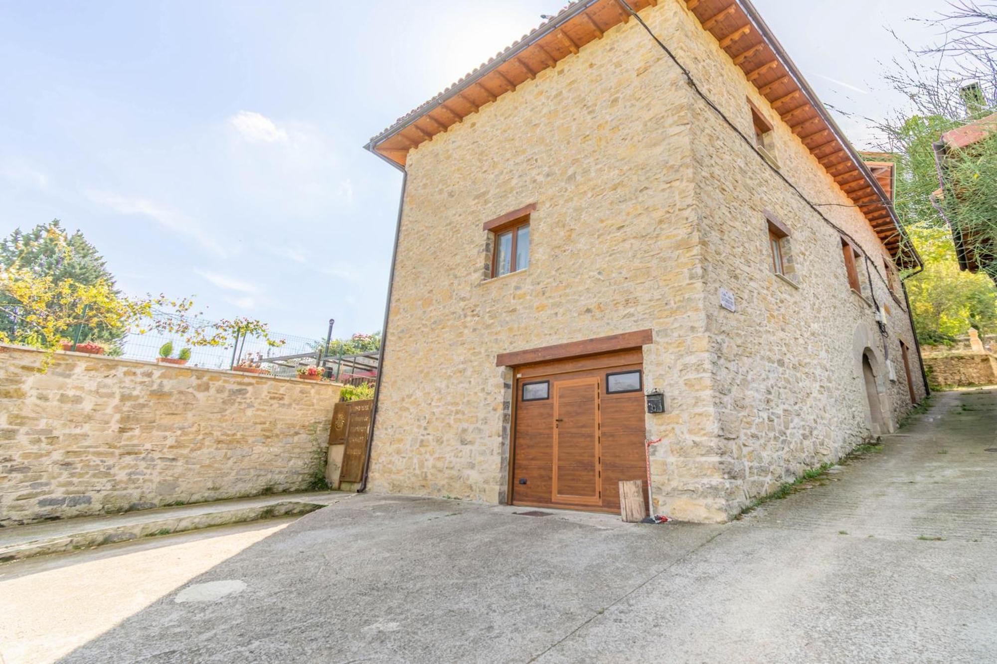 Acogedora Casa Rural Con Jardin Y Barbacoa Proxima A Pamplona Ilzarbe Exterior foto